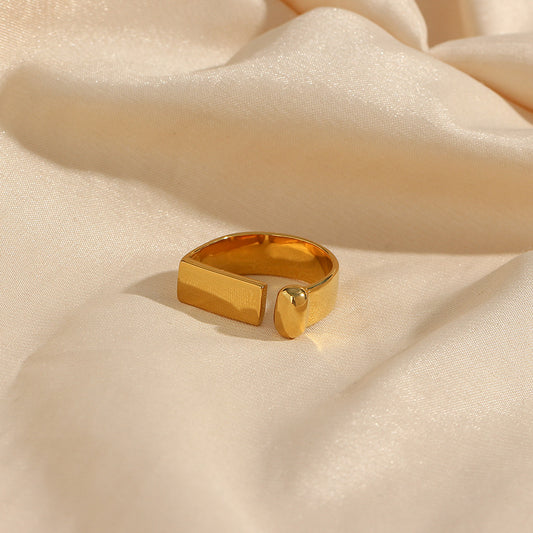 Anello da donna alla moda in acciaio inossidabile con design geometrico e placcatura in oro 18 carati