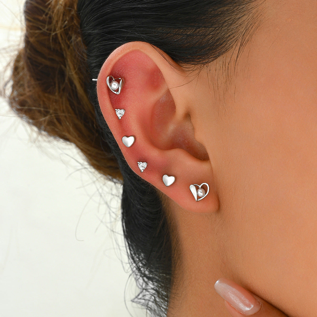 Pendientes de Cobre en Forma de Corazón con Perlas Incrustadas Estilo Bosque Dulce para Mujer con Postes de Acero Inoxidable