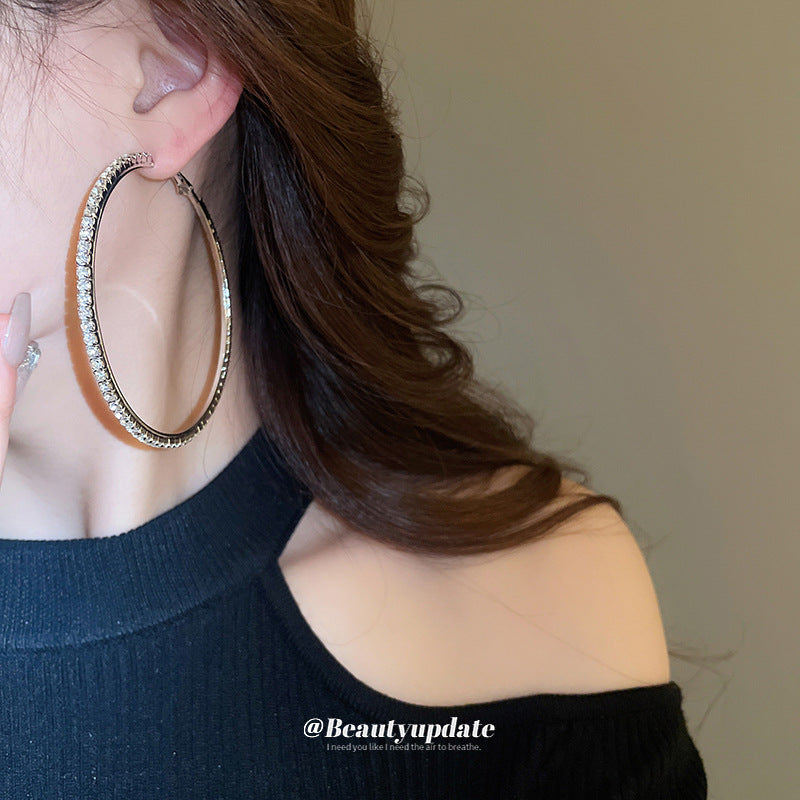Orecchini a Cerchio da Donna Minimalisti di Lusso Geometrici con Strass Intarsiati in Rame con Design Rotondo