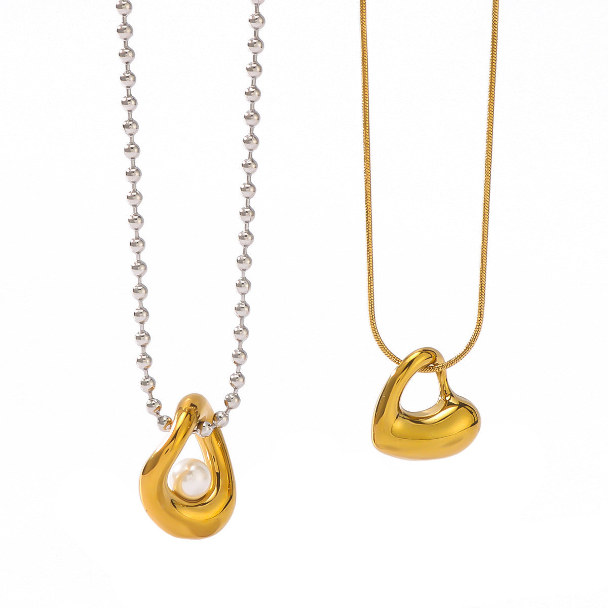 Minimalist Heart-Shaped Stainless Steel Pendant Necklace with 18K Gold Plating and Pearl Inlay for Women
