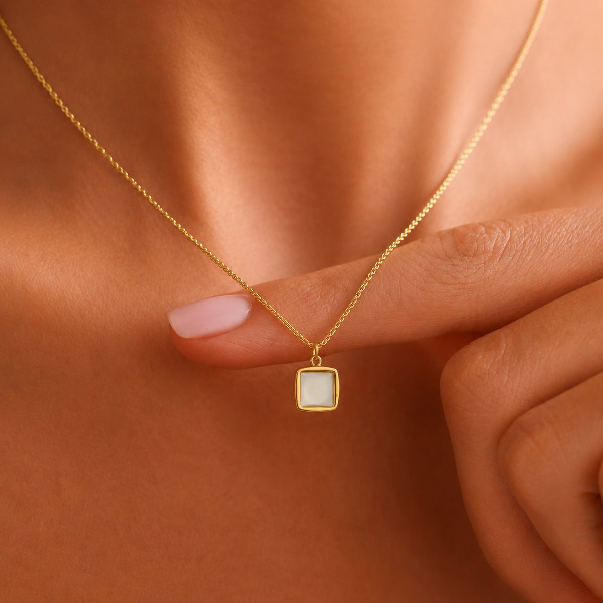 Minimalist Geometric Stainless Steel Plated Pendant Necklace Fine Chain Layered Clavicle Chain for Women