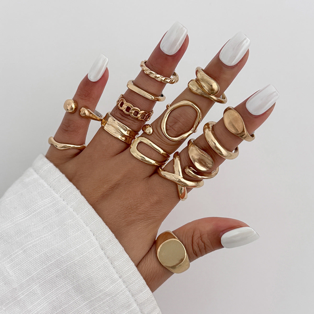 Luxury Elegant Geometric Oval Alloy Plated Irregular Liquid Lava Wrinkle Open Ring for Women