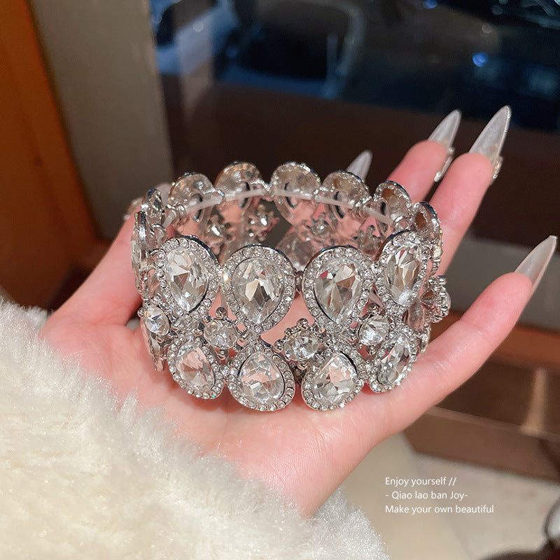 Elegant Teardrop Rhinestone Inlaid Alloy Stretch Bracelet for Women