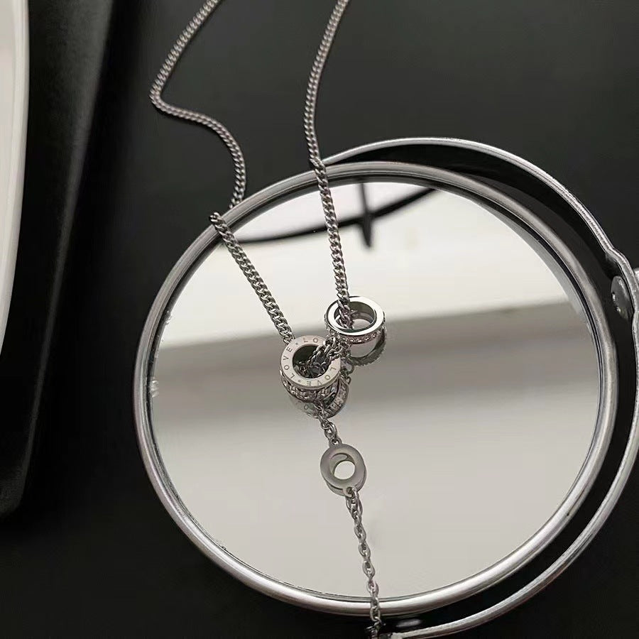 Collar con Colgante Geométrico Minimalista de Acero de Titanio para Mujer con Chapado en Oro y Cadena de Eslabones