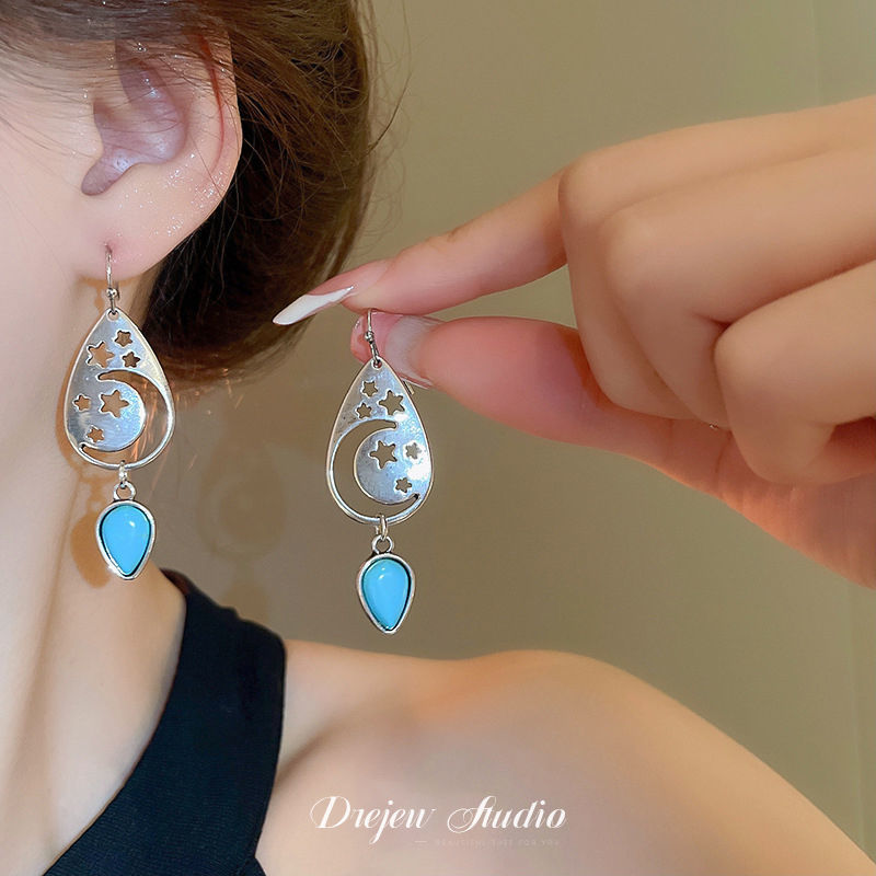 Orecchini a Nappa Geometrici Minimalisti in Metallo Placcato con Perni in Argento Sterling