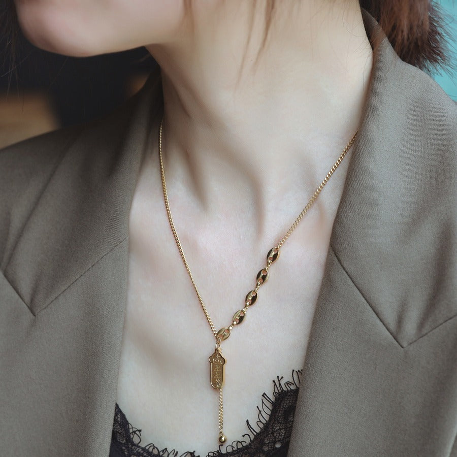 Fashionable Lucky Charm Zodiac Pendant Necklace for Women and Men in Titanium Steel with Traditional Wan Pattern and Minimalist Locket Chain