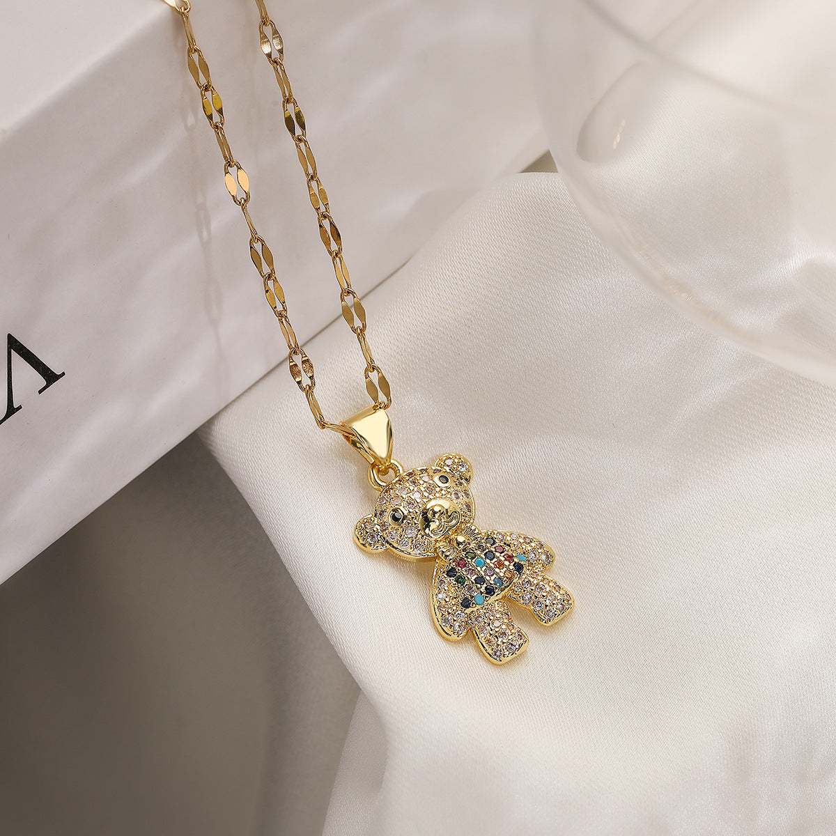 Minimalist Bear-Shaped Copper Pendant Necklace with Gold Plating and Zircon Accents for Women