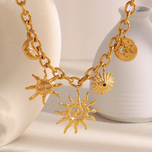 Collana con Pendente Sole Geometrico Minimalista da Donna in Acciaio Inossidabile con Placcatura in Oro 18 carati su Catena a Maglie O-Shape