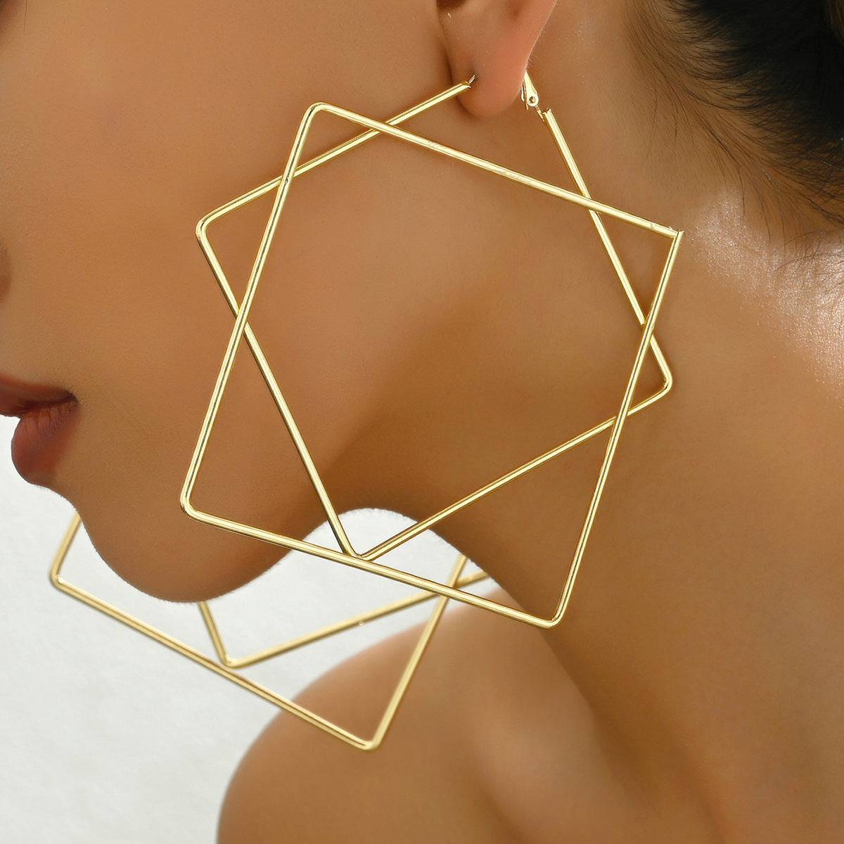 Pendientes minimalistas con lazo, incrustaciones en forma de corazón y flecos colgantes para mujer, de aleación de zinc y acero inoxidable electrochapado.