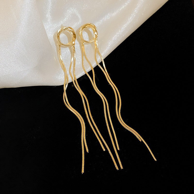 Pendientes Chic de Borla Floral para Mujer con Postes de Plata de Ley 925 y Base de Cobre Bañado
