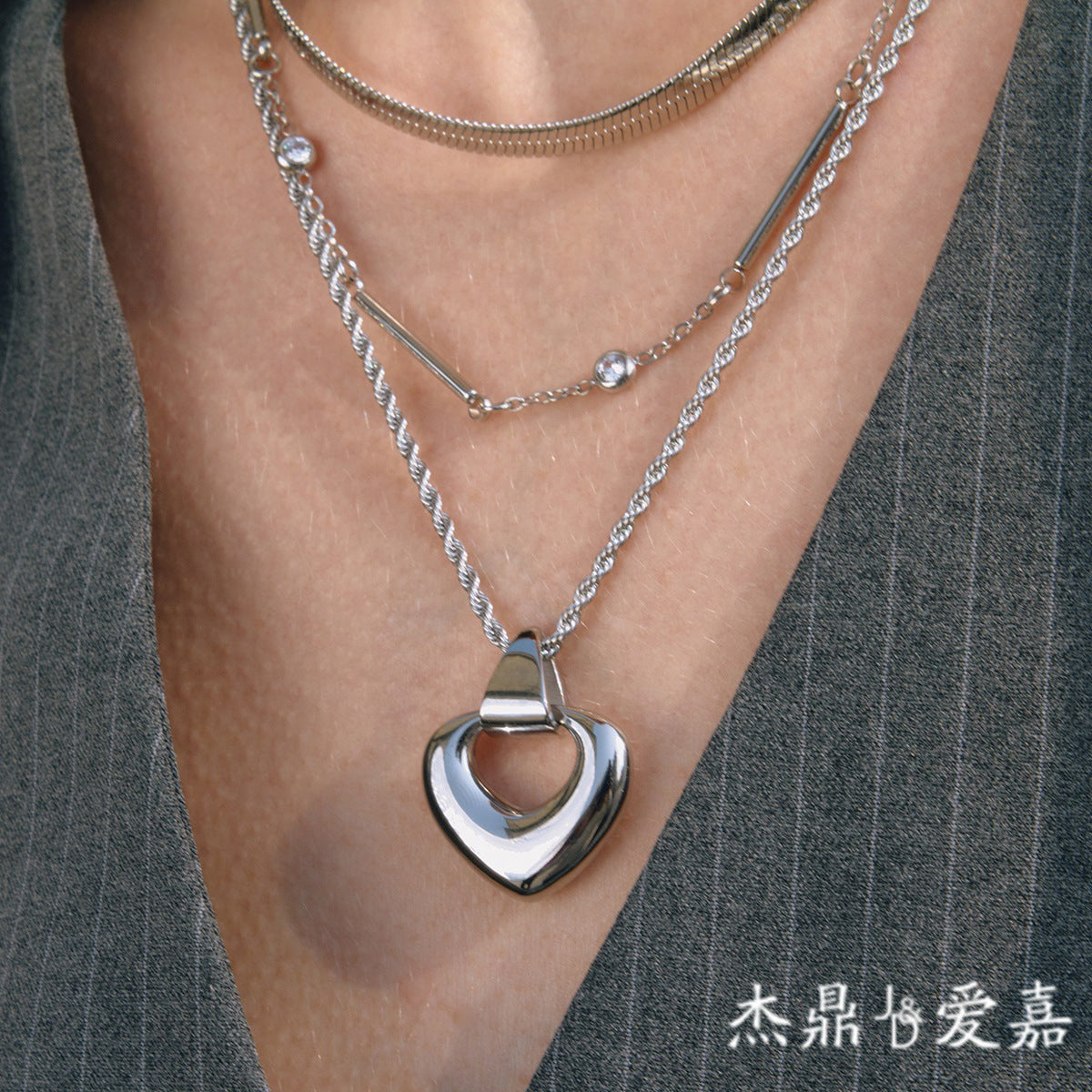 Minimalist Elegant Heart Stainless Steel PVD Necklace for Women
