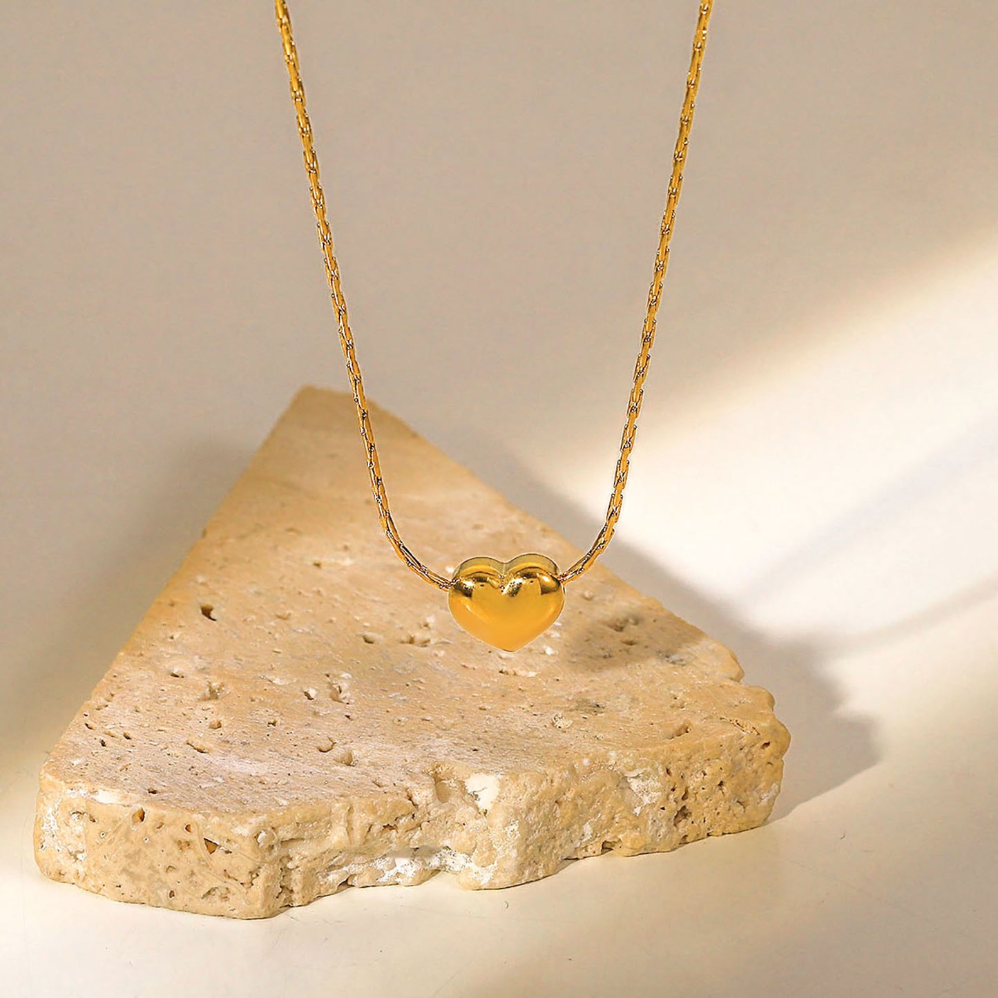 Minimalist Heart-Shaped Stainless Steel Necklace with 18K Vacuum Gold Plating for Women