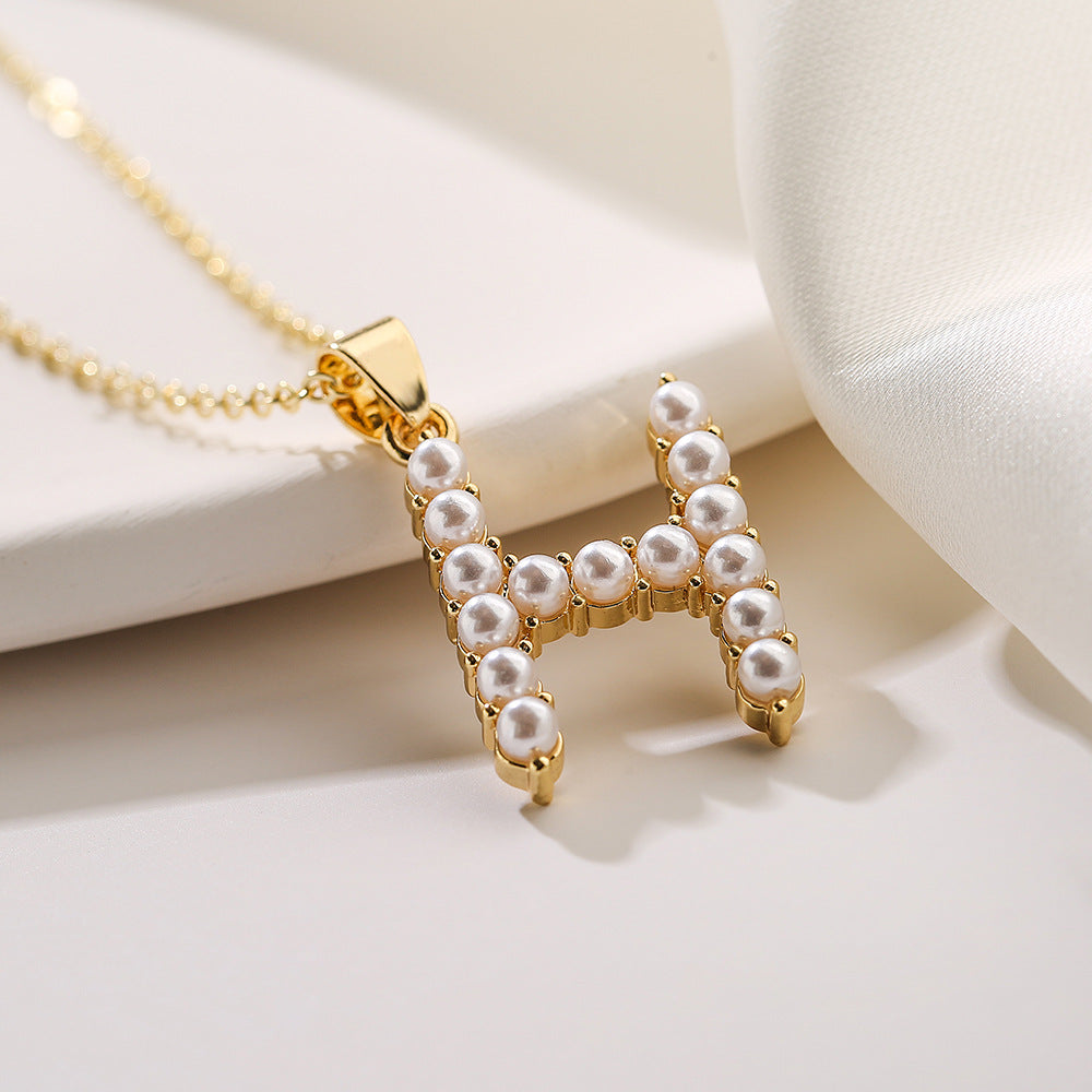 Collana con pendente a lettera geometrica minimalista da donna in rame con design alfabeto inglese