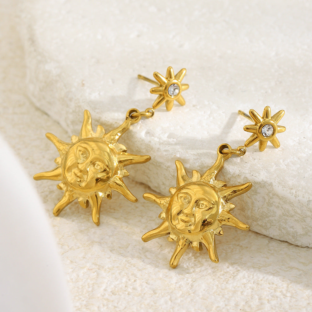 Pendientes Geométricos de Estrella de Acero Inoxidable Bañados en Oro de 18K Vintage
