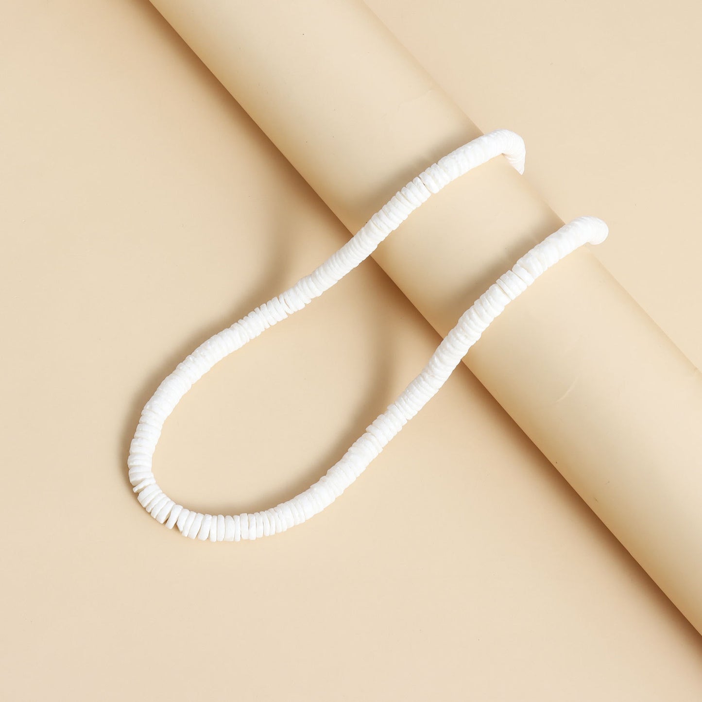 Minimalist Irregular Seashell Pendant Necklace for Women with Electroplated Finish, Beach-Inspired Clavicle Chain