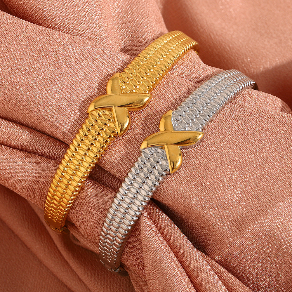 Minimalist Geometric X-Shape Stainless Steel Plated 18K Gold Toggle Bracelet for Women