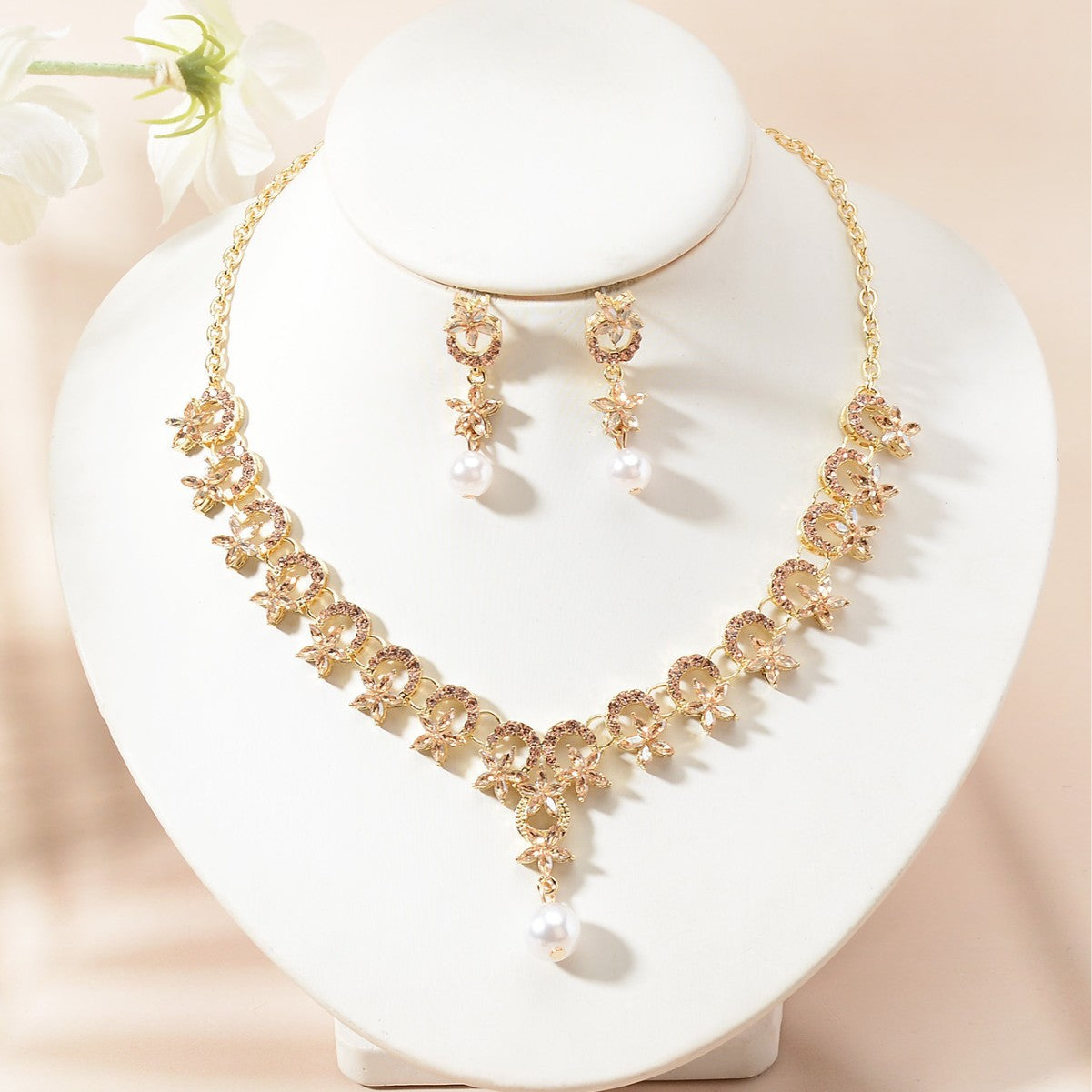 Set collana e orecchini a pendente a stella e luna in strass di lusso elegante, gioielli placcati per donna, matrimonio, festa