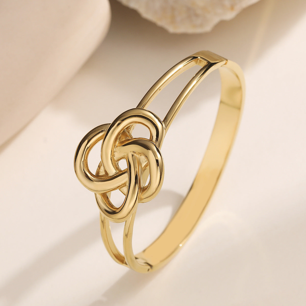 Minimalist 18K Gold Plated Stainless Steel Bracelet with Cubic Zirconia for Women