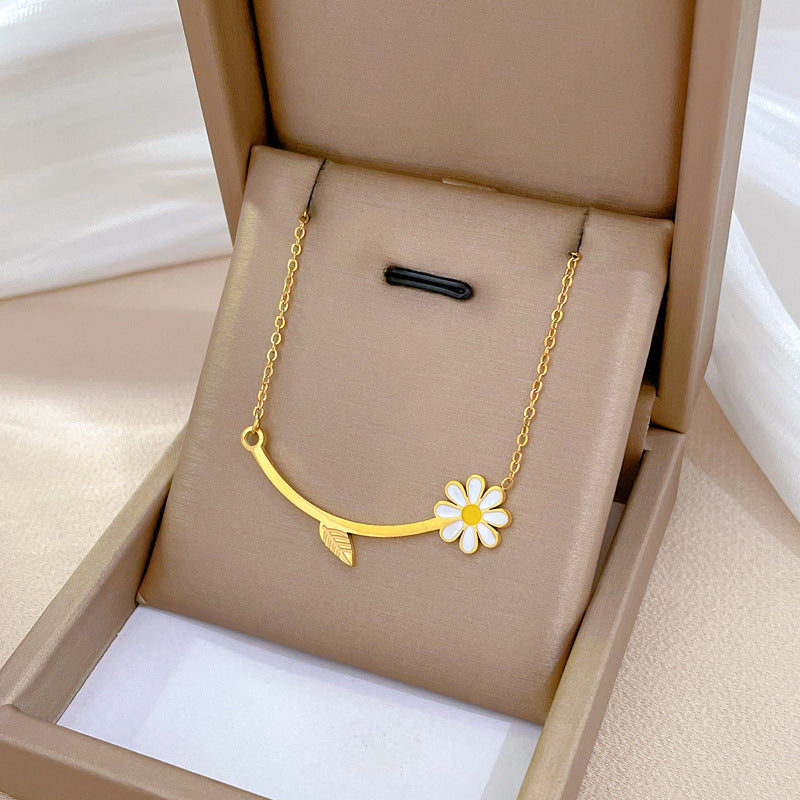 Collana in Acciaio al Titanio Placcato con Design Geometrico Minimalista e Catena Irregolare, Unisex