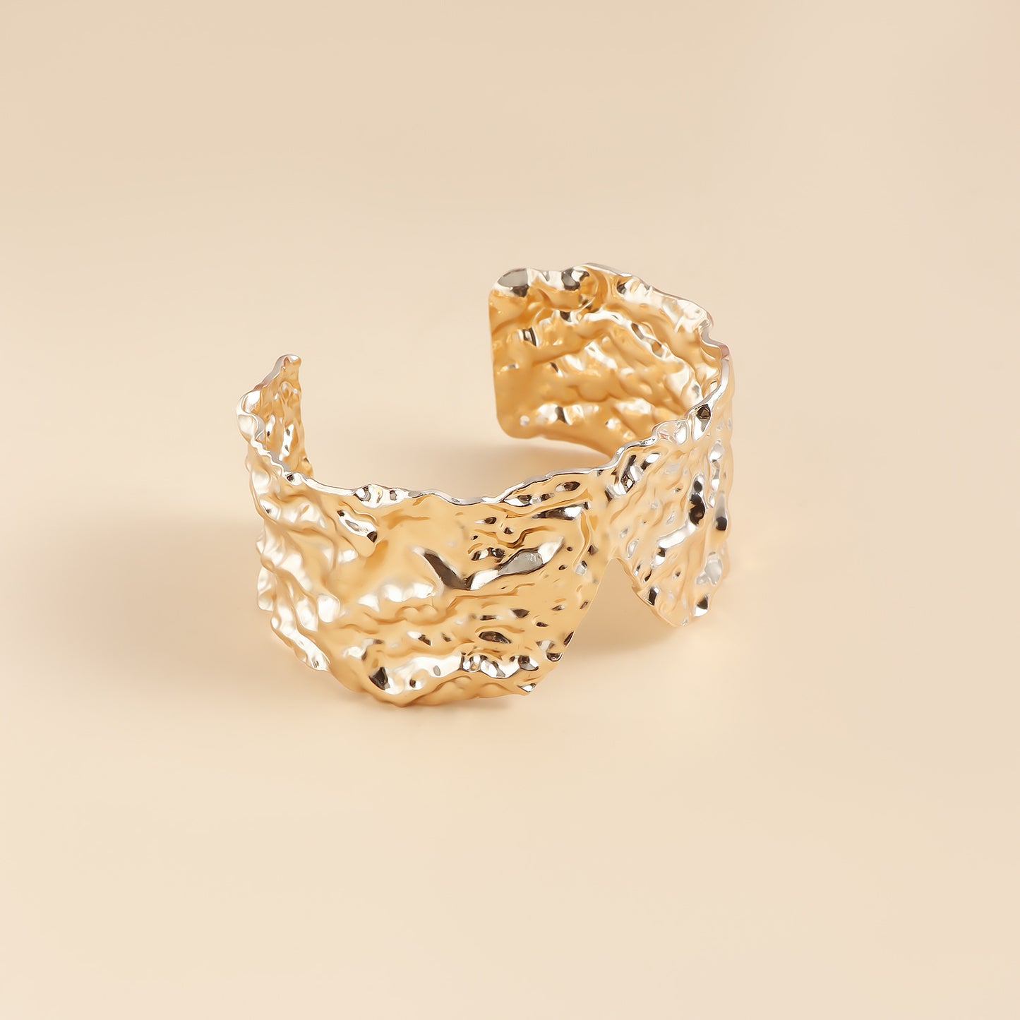 Pulsera de puño asimétrica geométrica texturizada estilo punk para mujer, aleación chapada
