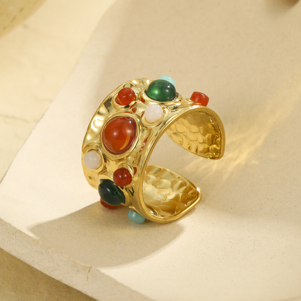 Anillo de acero inoxidable geométrico estilo palacio francés vintage con acabado chapado para mujer