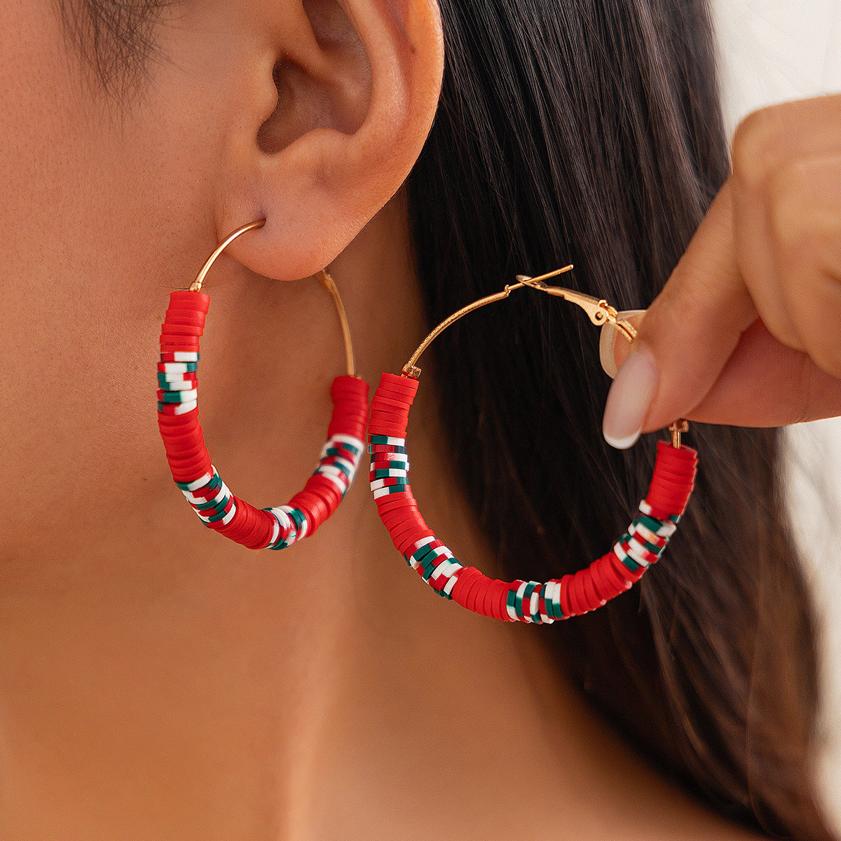 Pendientes de aro geométricos de cerámica con temática navideña y colgante de Papá Noel para mujer