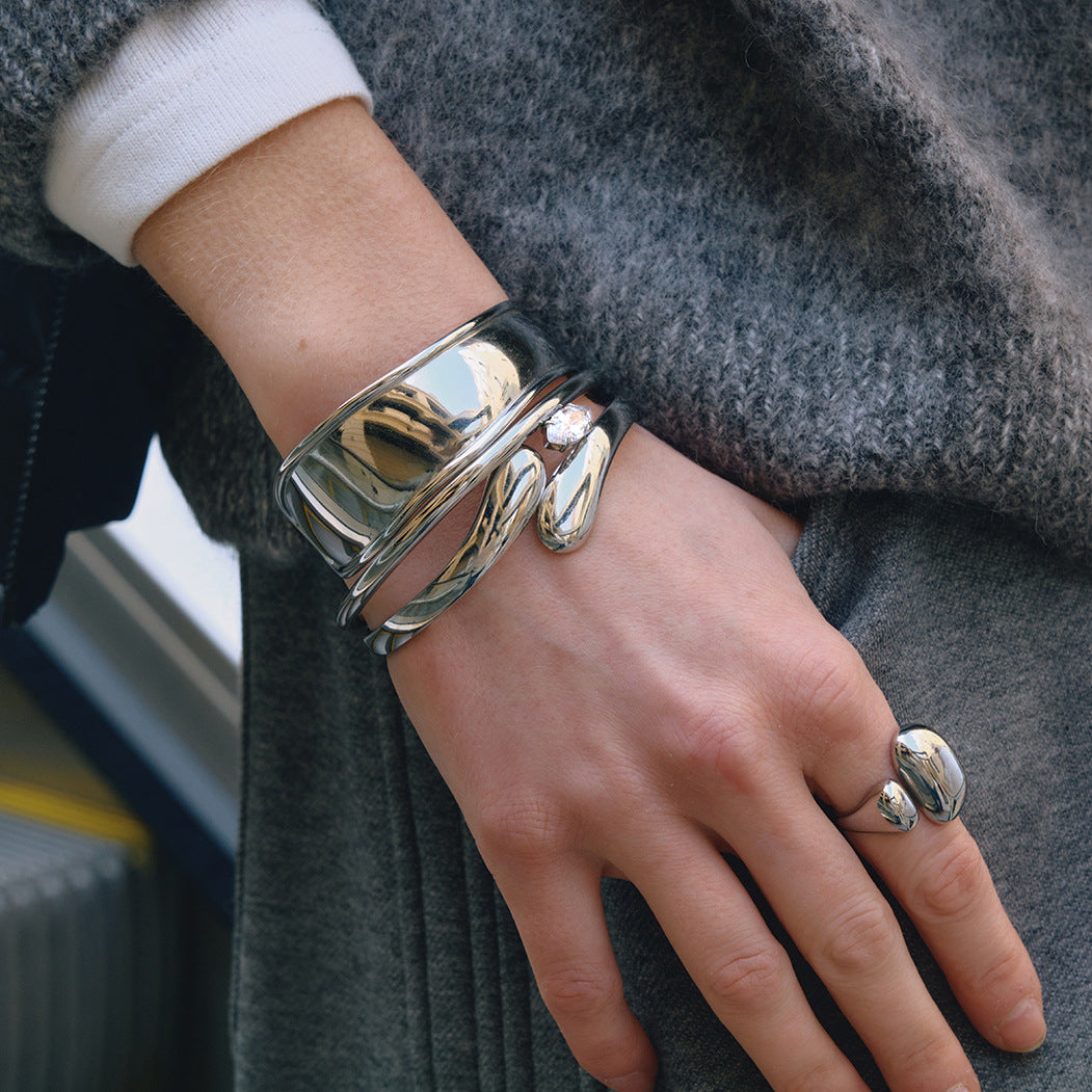 Geometric Cubic Zirconia Inlaid Plated Stainless Steel Bracelet