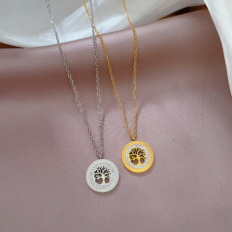 Collana pendente con albero della vita minimalista da donna in acciaio al titanio con placcatura in oro, delicata catena per clavicola