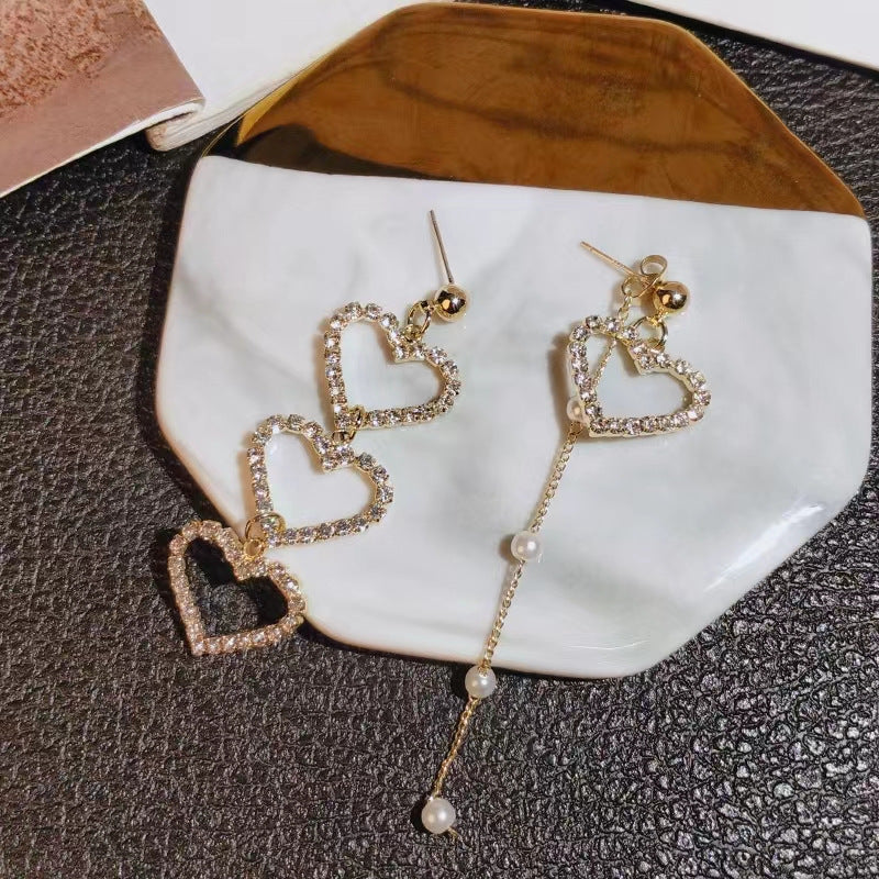 Minimalist Heart-Shaped Alloy Earrings with Rhinestone Inlay and Pearl Dangle for Women