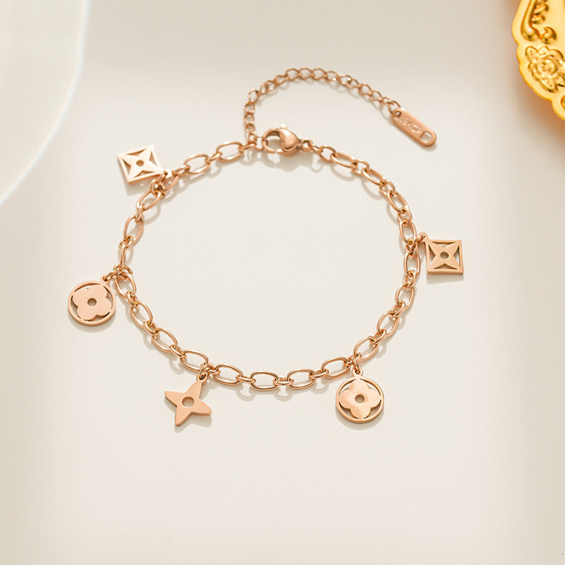 Luxury Style Rhombus-Shaped Titanium Steel Plated Tassel Bracelet for Women with Clover Cutout Design