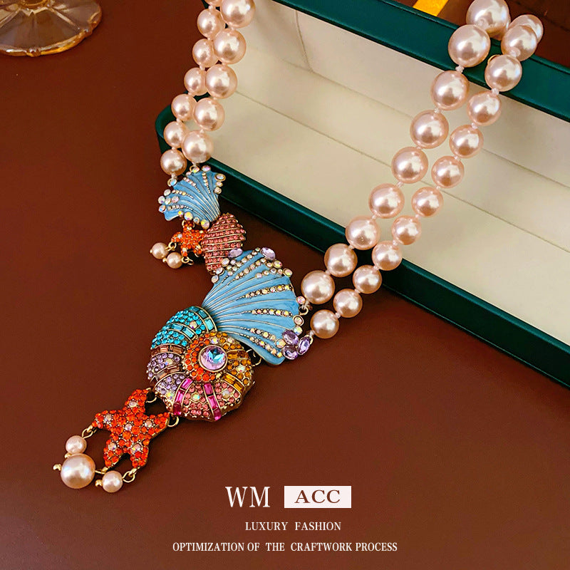 Vintage Shell and Pearl Pendant Necklace with Rhinestone Inlay and Enamel Finish on Alloy Chain for Women
