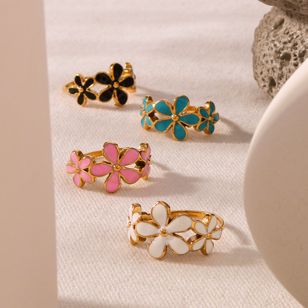 Anello in Acciaio Inossidabile Smaltato a Margherite Stile Vintage con Placcatura Sottovuoto in Oro 18K, Design Floreale Geometrico, Fascia Unisex Resistente allo Sbiadimento
