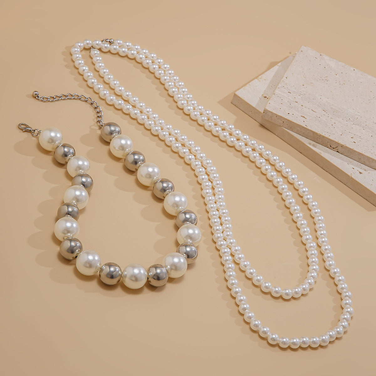 Exaggerated Vintage Geometric Faux Pearl Plated Ball Chain Choker Necklace for Women