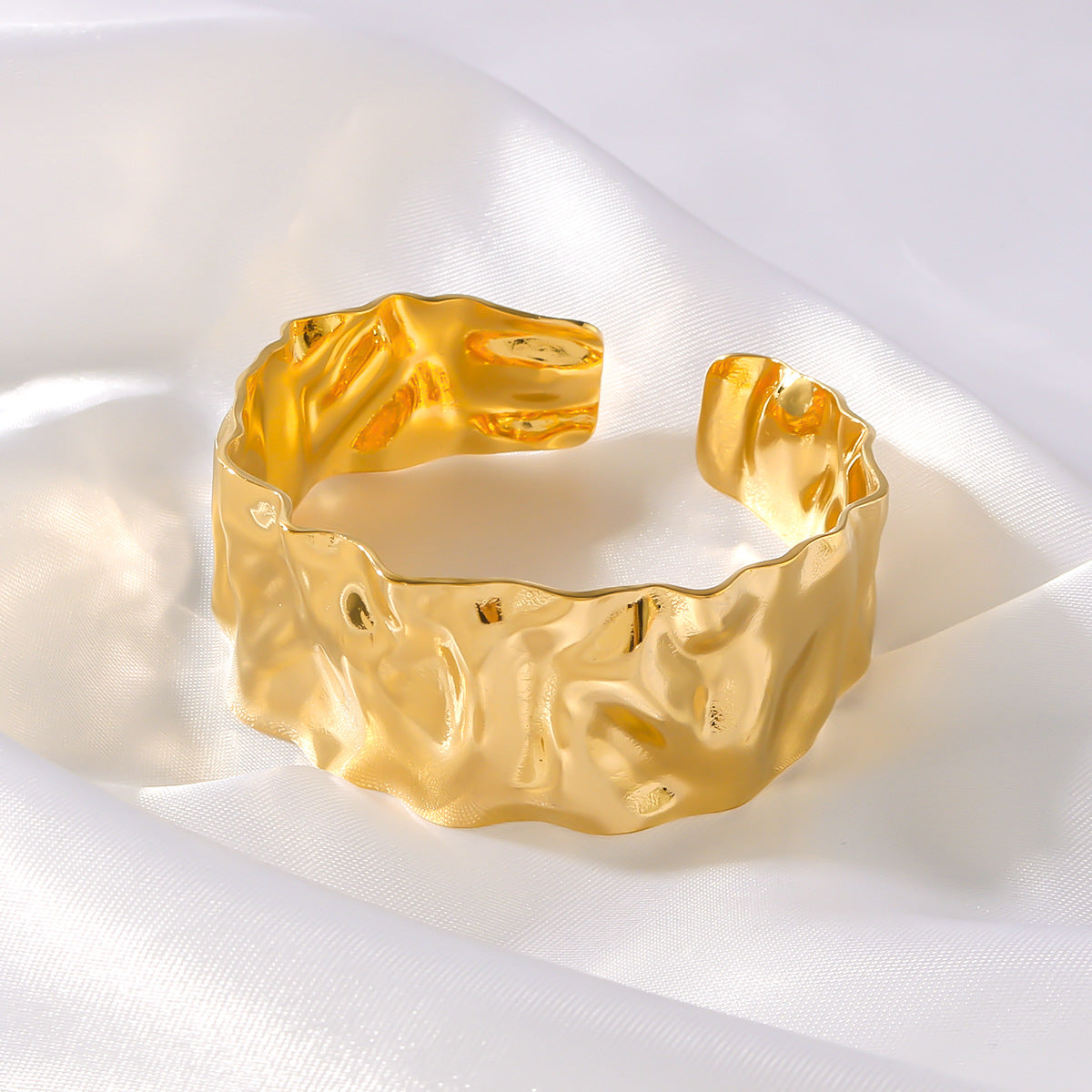 Ins Style Textured Geometric Stainless Steel Bracelet with 18K Gold Plating for Women