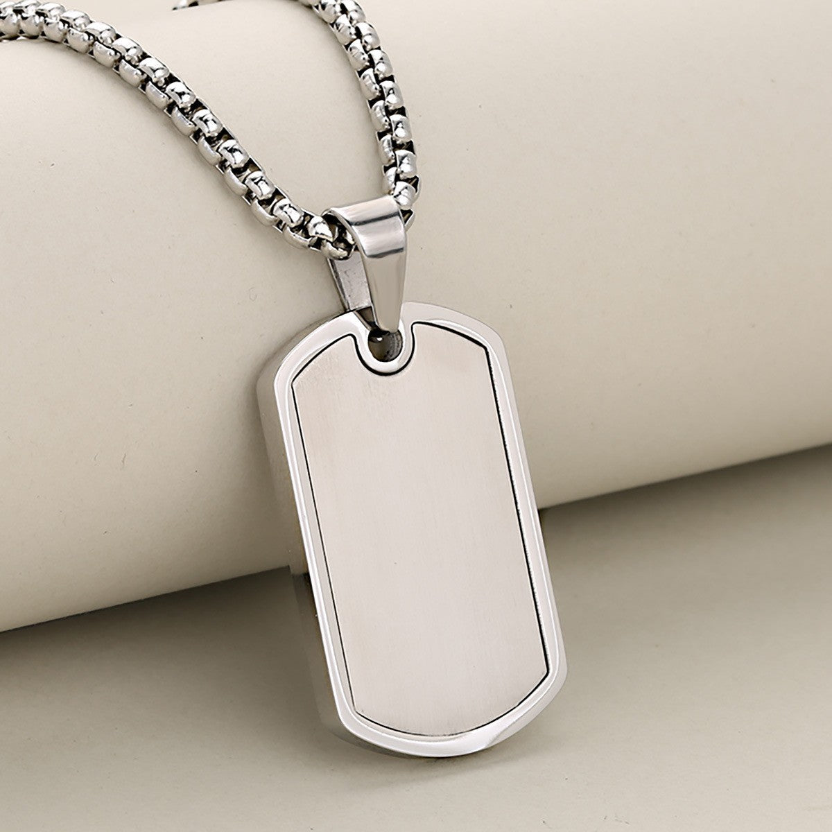 Collana unisex con ciondolo a piastrina per cane rettangolare geometrica personalizzata in acciaio al titanio