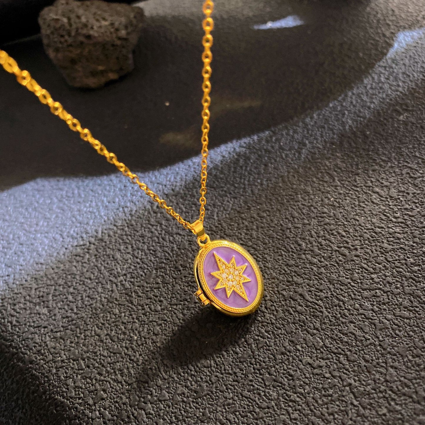 Vintage Elegant Geometric Leaf Teardrop Drip Oil Cubic Zirconia Necklace with 18K Gold Plated Brass Pendant on Titanium Steel Cable Chain for Women