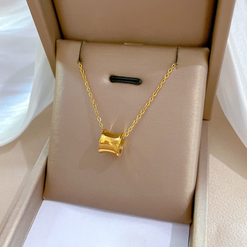 Collar minimalista de cadena O de acero de titanio con colgante geométrico unisex