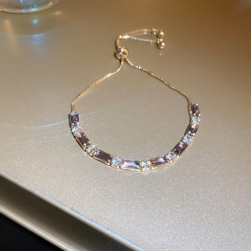 Elegant Heart-Shaped Gold-Plated Zirconia Bracelet for Women with Delicate Luxury Aesthetic