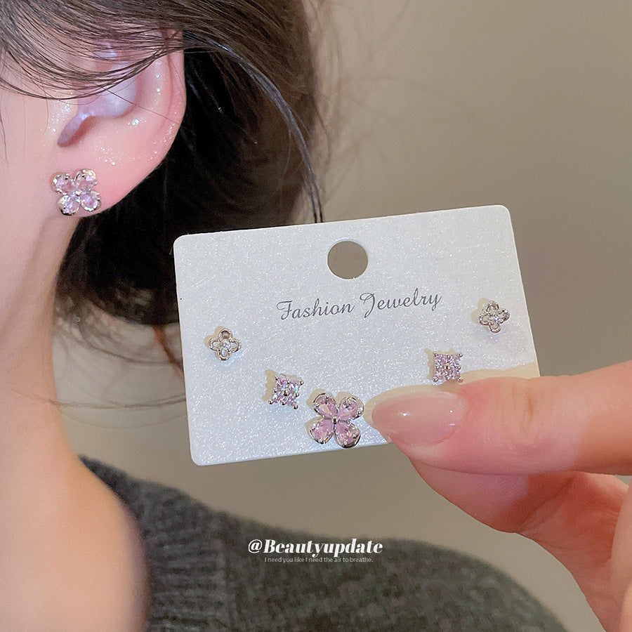 Set di Orecchini a Lobo Eleganti Floreali con Zirconi per Donna in Rame Placcato Oro con Perni in Acciaio Inossidabile, Accessorio di Moda Lusso Minimalista