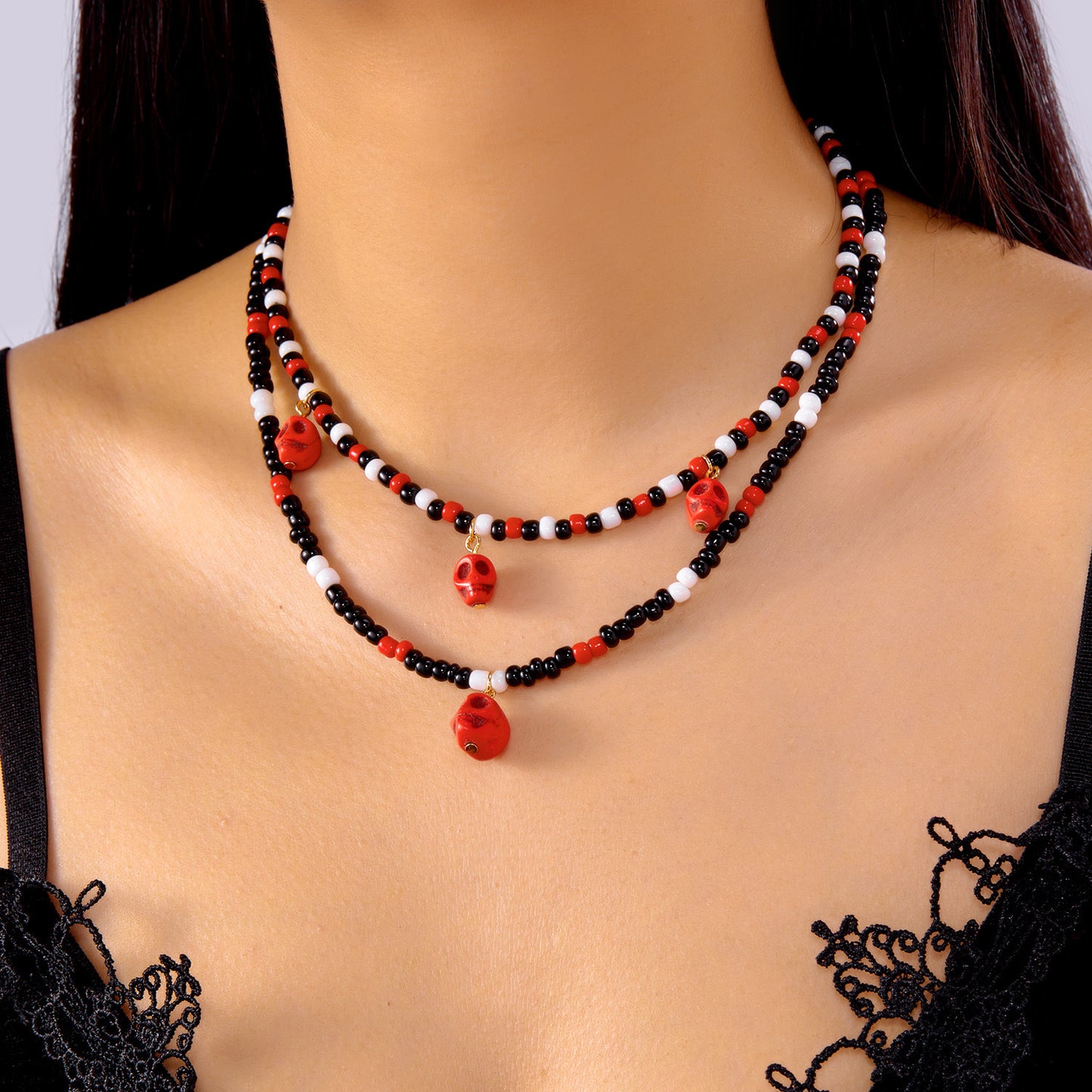 Collana Pendente con Teschio Fantasma di Halloween per Donna con Ciondolo in Lega a Forma Geometrica e Catena di Perline in Stile Audace e Sovrapponibile