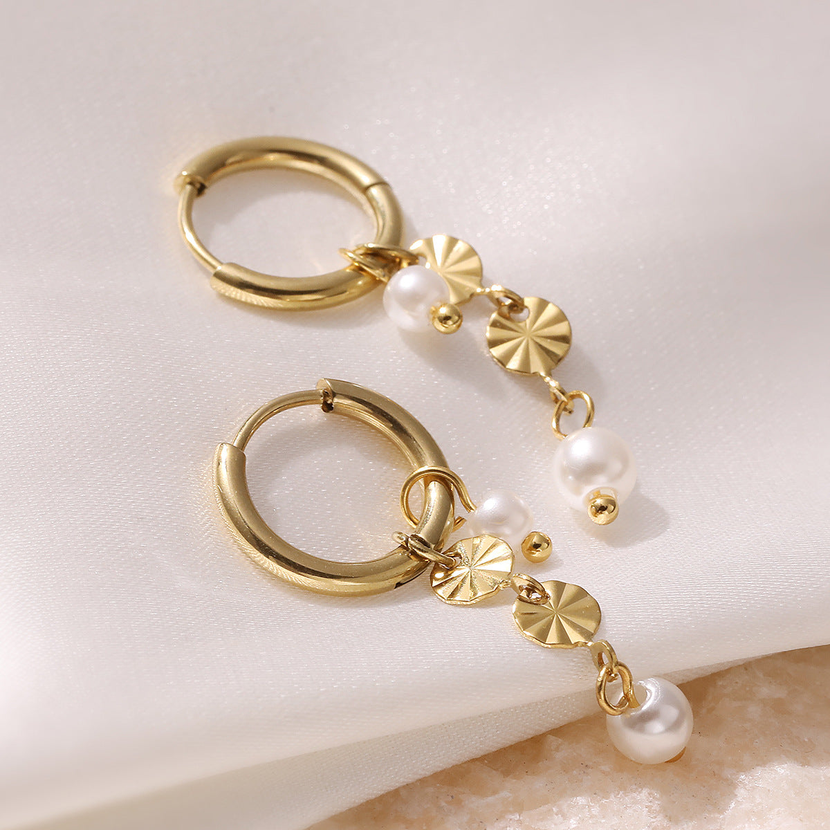 Elegant Minimalist 18K Gold Plated Geometric Stainless Steel Pearl Tassel Earrings for Women