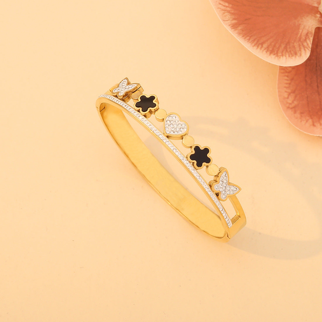 Fashionable Floral Heart Butterfly Stainless Steel Bracelet with Plated Finish for Women