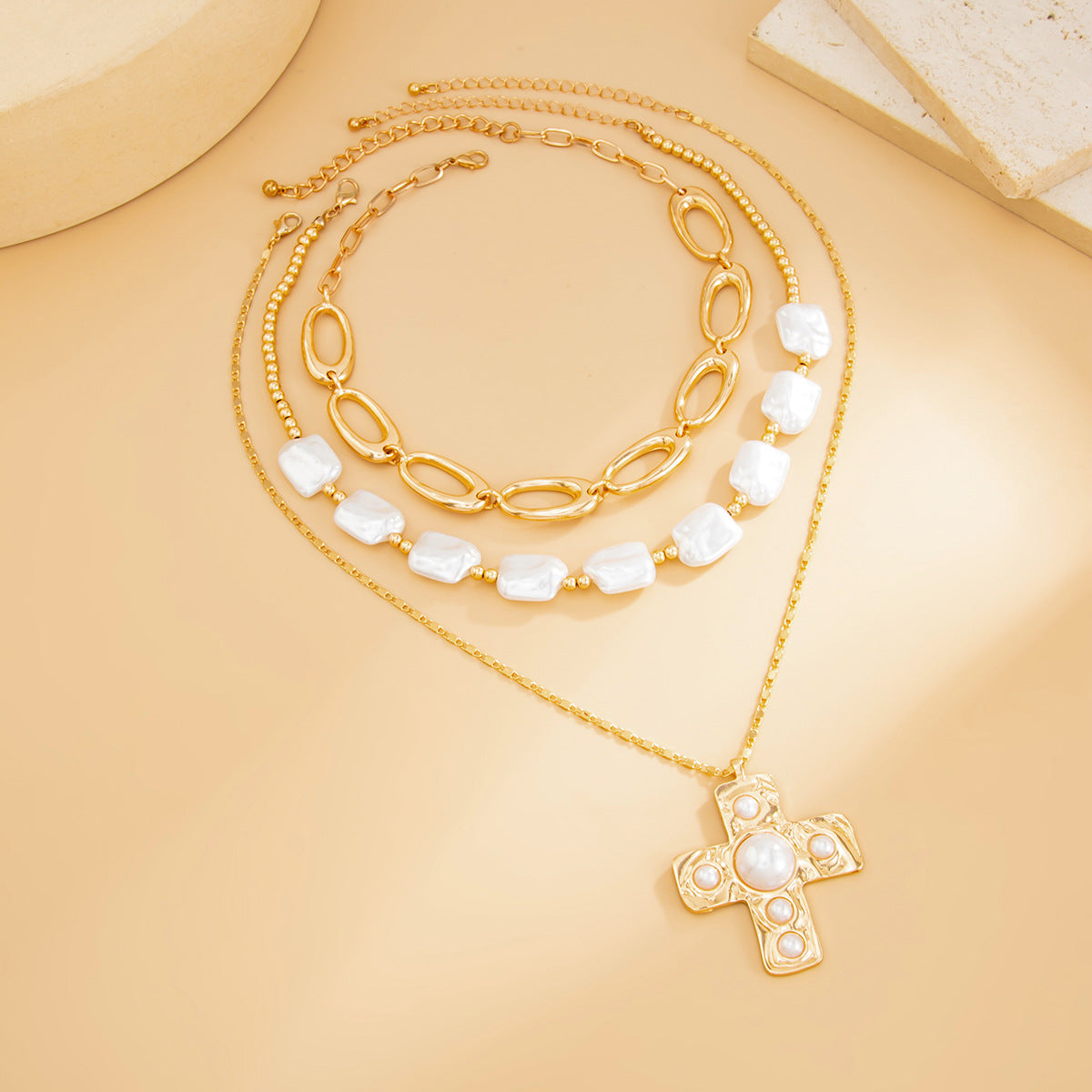 Punk Luxury Geometric Cross Alloy Pendant Necklace with Faux Pearl Inlay Plated Chain for Women