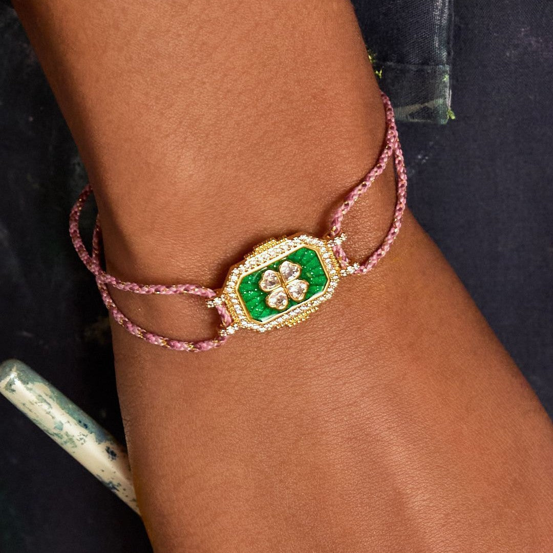 Bracciale da donna in stile bohémien vintage con quadrifoglio geometrico e zirconi intarsiati in rame
