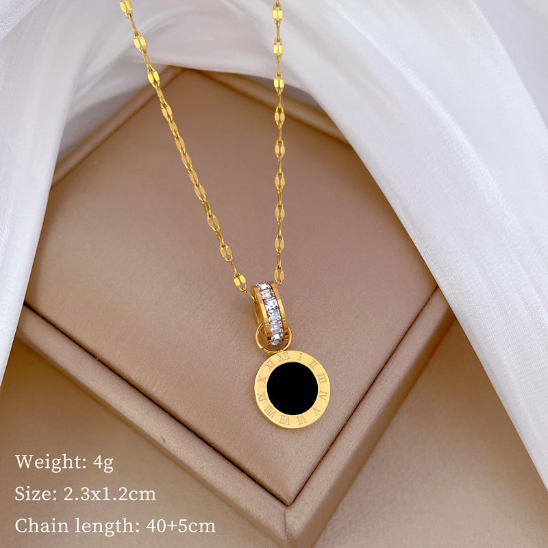 Collana con pendente geometrico minimalista in titanio e acciaio placcato unisex