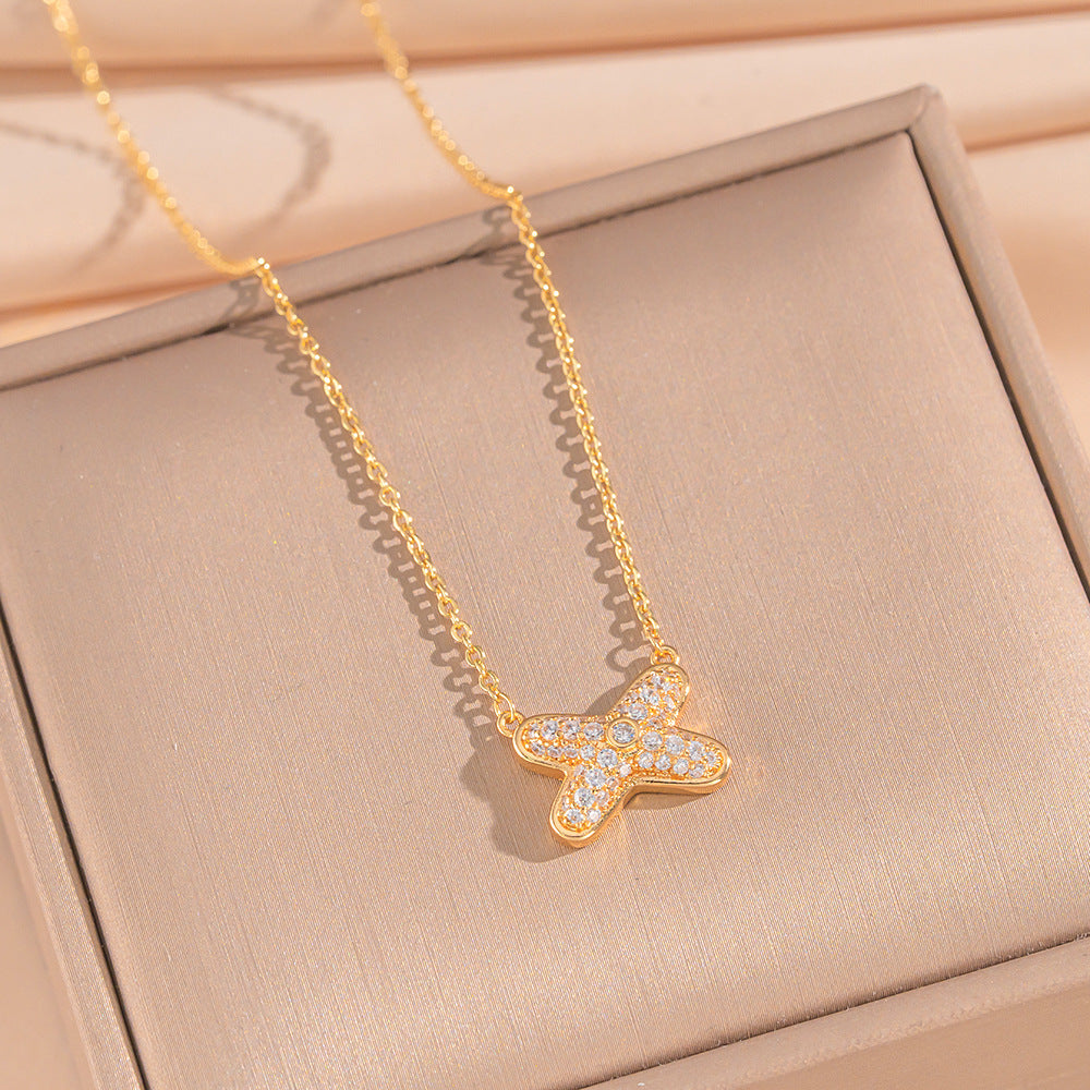 Light Luxury Star-Shaped Pendant Necklace for Women with 18K Gold Plated Copper and Titanium Steel O-Chain