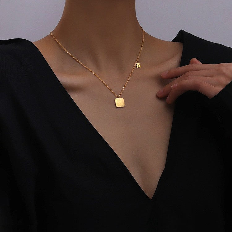 Minimalist Cute Bear Pendant Necklace in Titanium Steel with Vacuum Plating on AB Chain for Women
