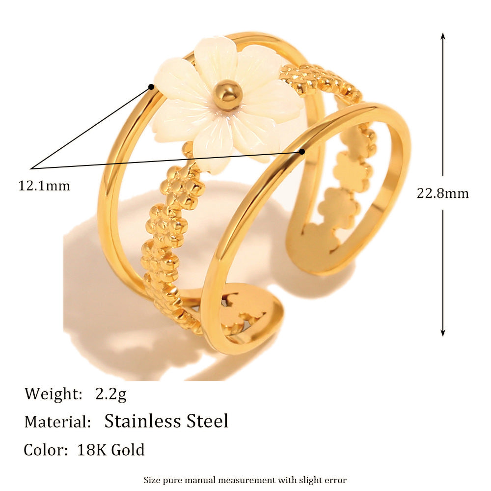 Vintage French Style Flower-Shaped Stainless Steel Ring with 18K Gold Plating for Women