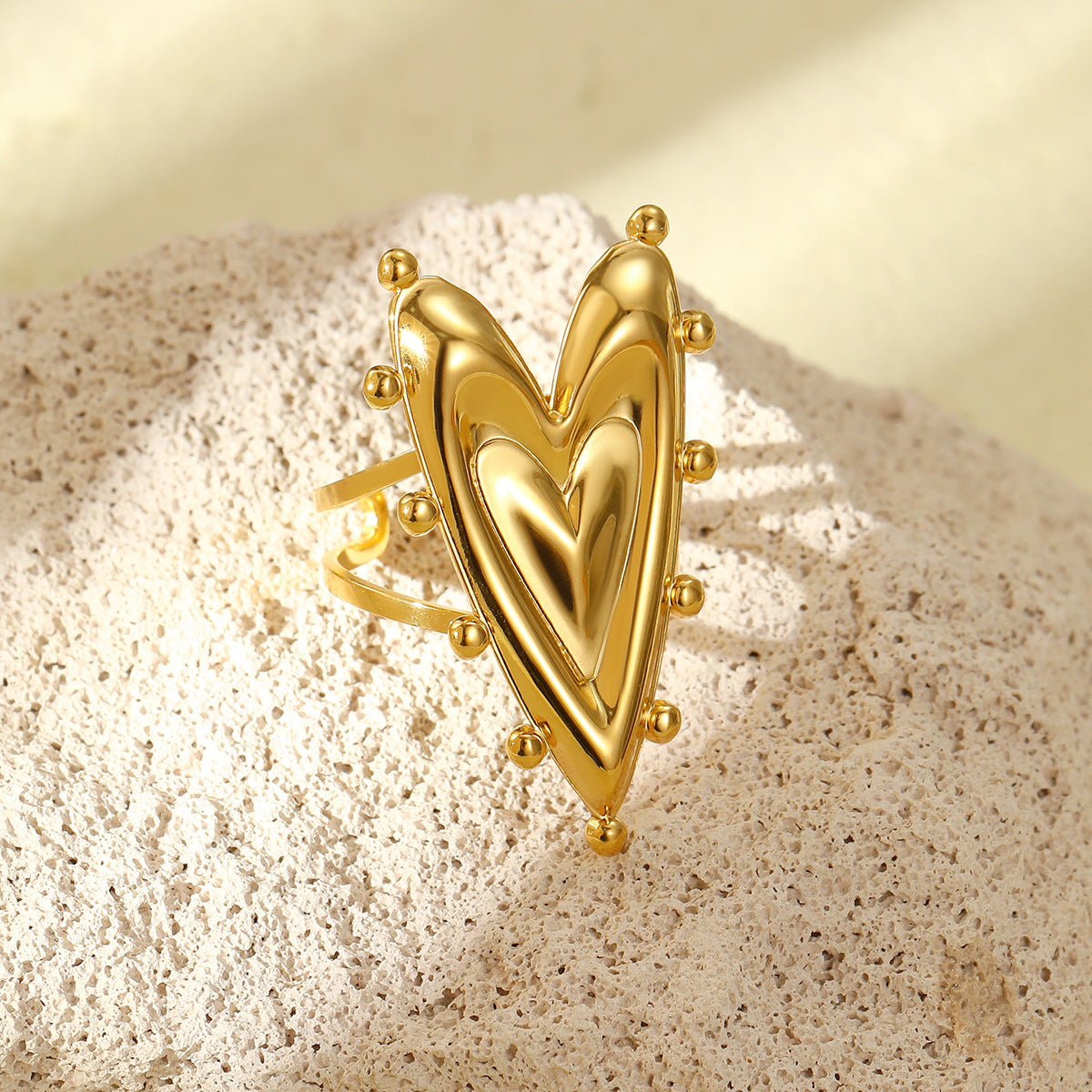 Anillo de acero de titanio chapado en forma de corazón estilo retro francés para mujer, banda de lujo minimalista de moda