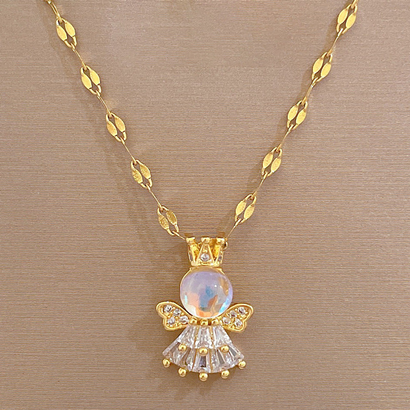 Elegante set collana con ciondolo angelo Aurora e orecchini in acciaio al titanio con design geometrico e finitura placcata da donna